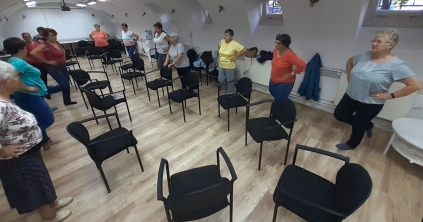 Sosem késő mozogni